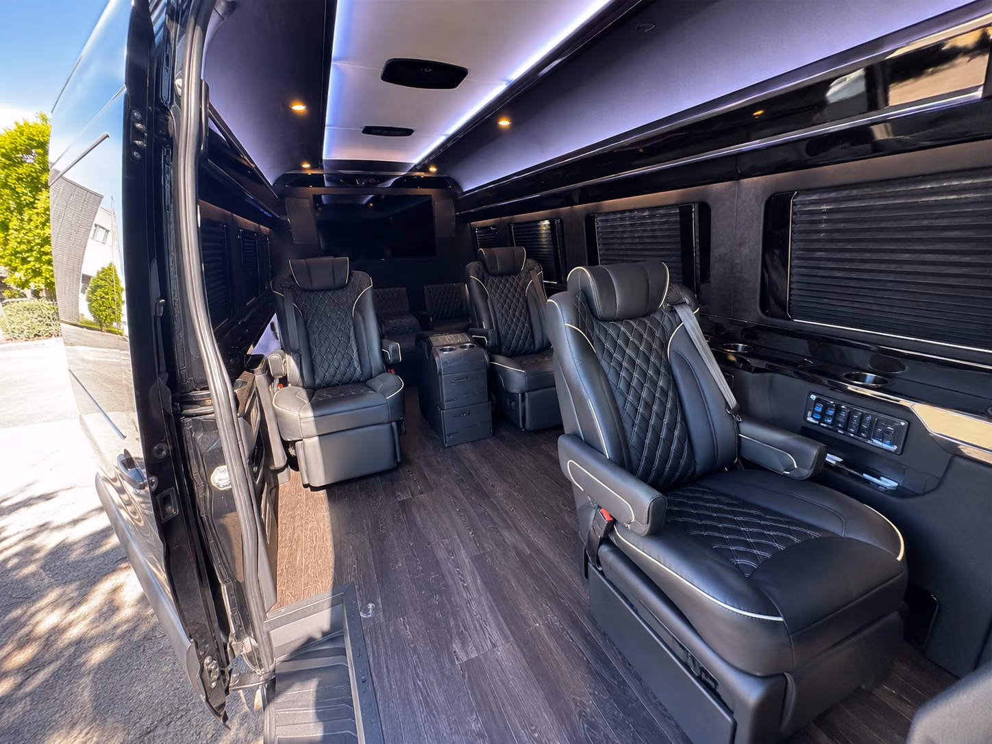 find the perfect transportation for your next private event 4